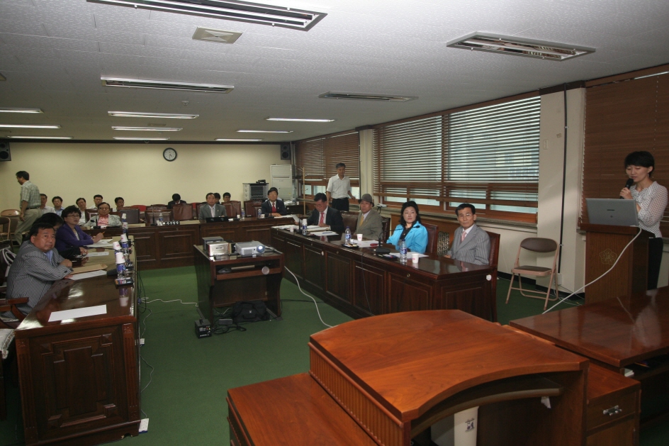 북촌 제1종 지구단위계획 수립에 대한 용역 보고회 참석(새창)